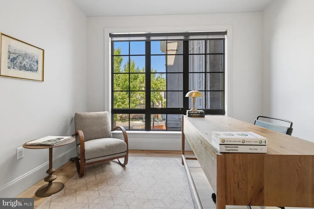 8623 GERMANTOWN UNIT 203 AVENUE Philadelphia, PA 19118