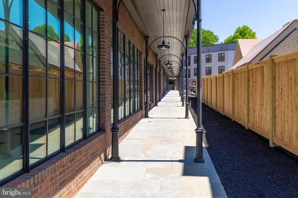 8623 GERMANTOWN UNIT 203 AVENUE Philadelphia, PA 19118