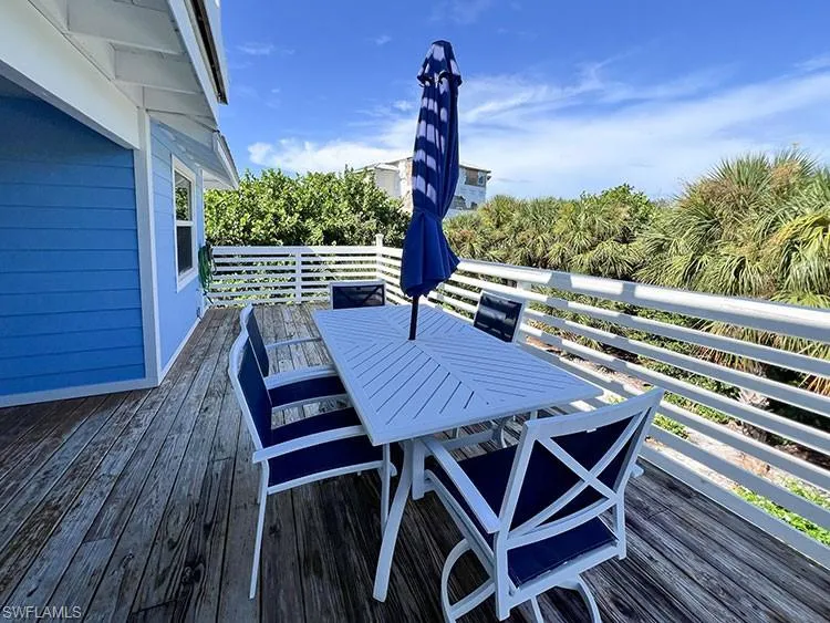 4561 Smugglers Drive Upper Captiva, FL 33924