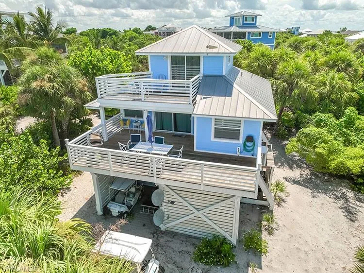 4561 Smugglers Drive Upper Captiva, FL 33924