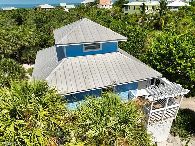 4561 Smugglers Drive Upper Captiva, FL 33924