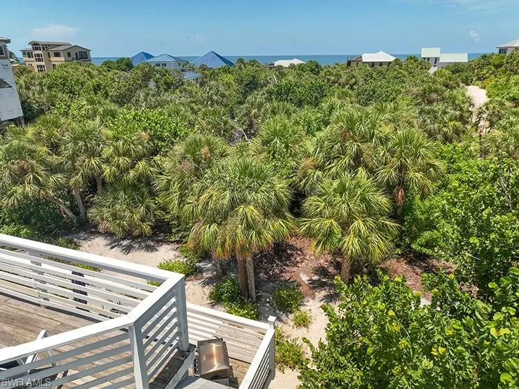 4561 Smugglers Drive Upper Captiva, FL 33924