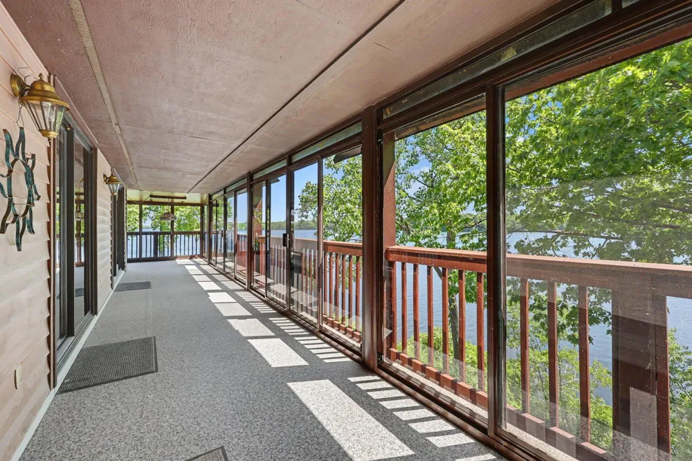 550 Cliffs Drive #301 C Ypsilanti Charter Township, MI 48198