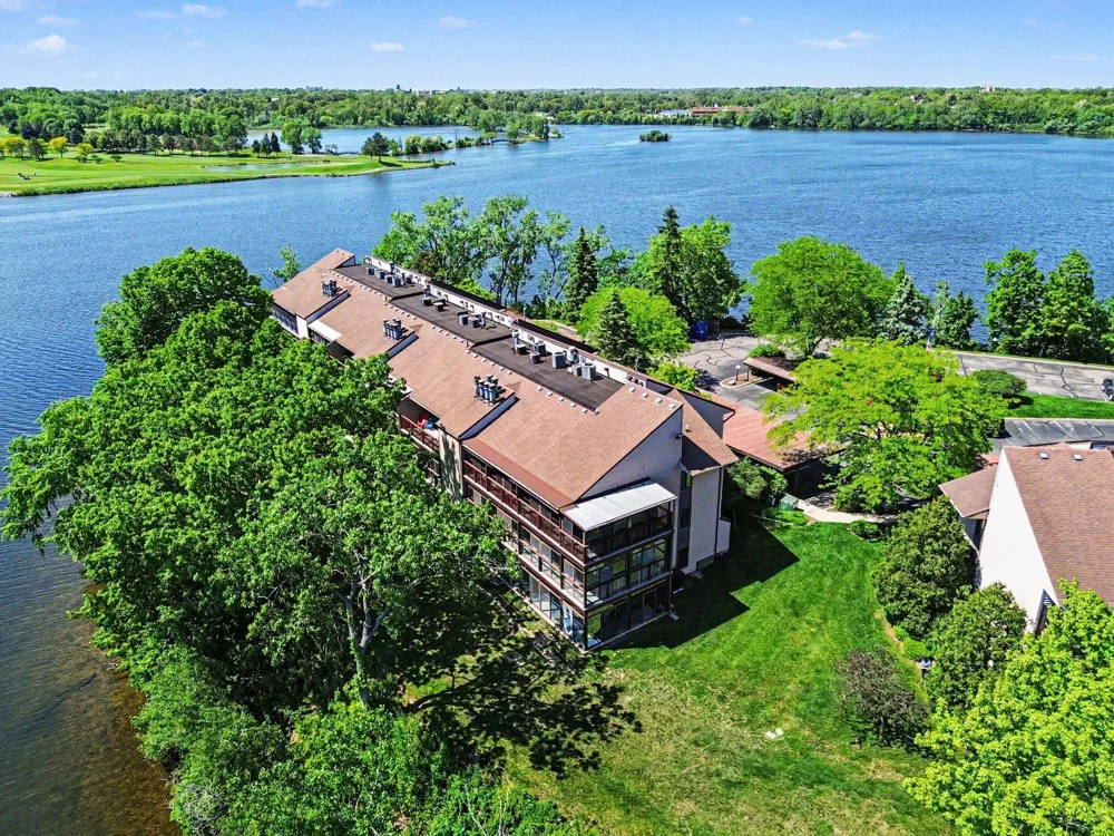 550 Cliffs Drive #301 C Ypsilanti Charter Township, MI 48198