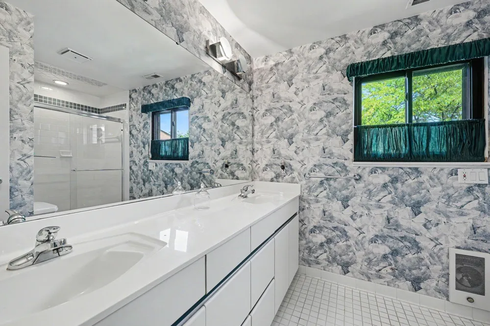 550 Cliffs Drive #301 C Ypsilanti Charter Township, MI 48198
