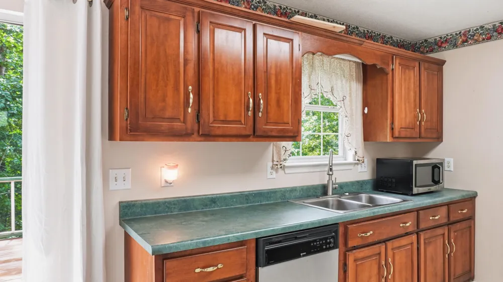 101 Golden Maple Trail NW Charleston, TN 37310