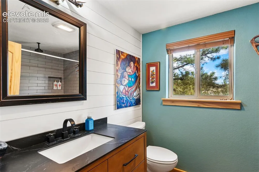11396 County Road 102 Guffey, CO 80820