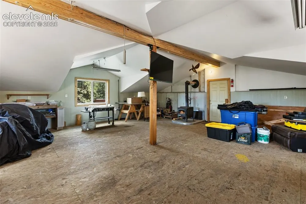 11396 County Road 102 Guffey, CO 80820