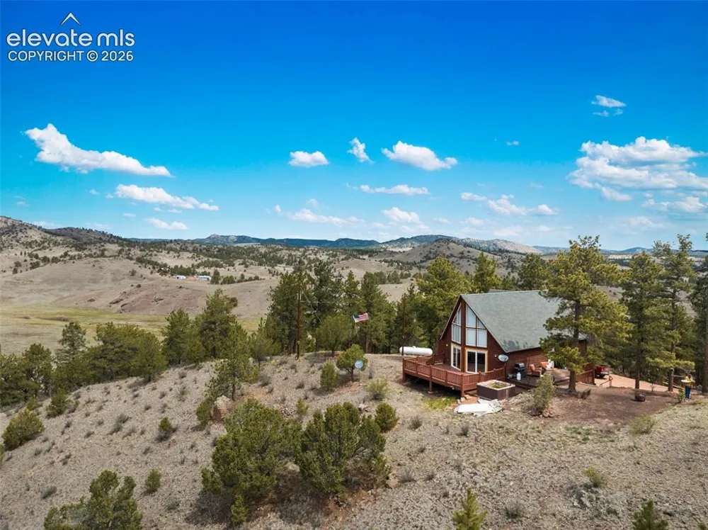 11396 County Road 102 Guffey, CO 80820