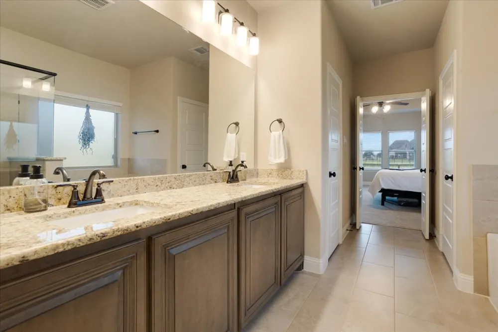 1035 Hickory Lane Howe, TX 75459