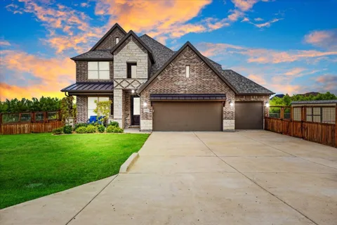 1035 Hickory Lane