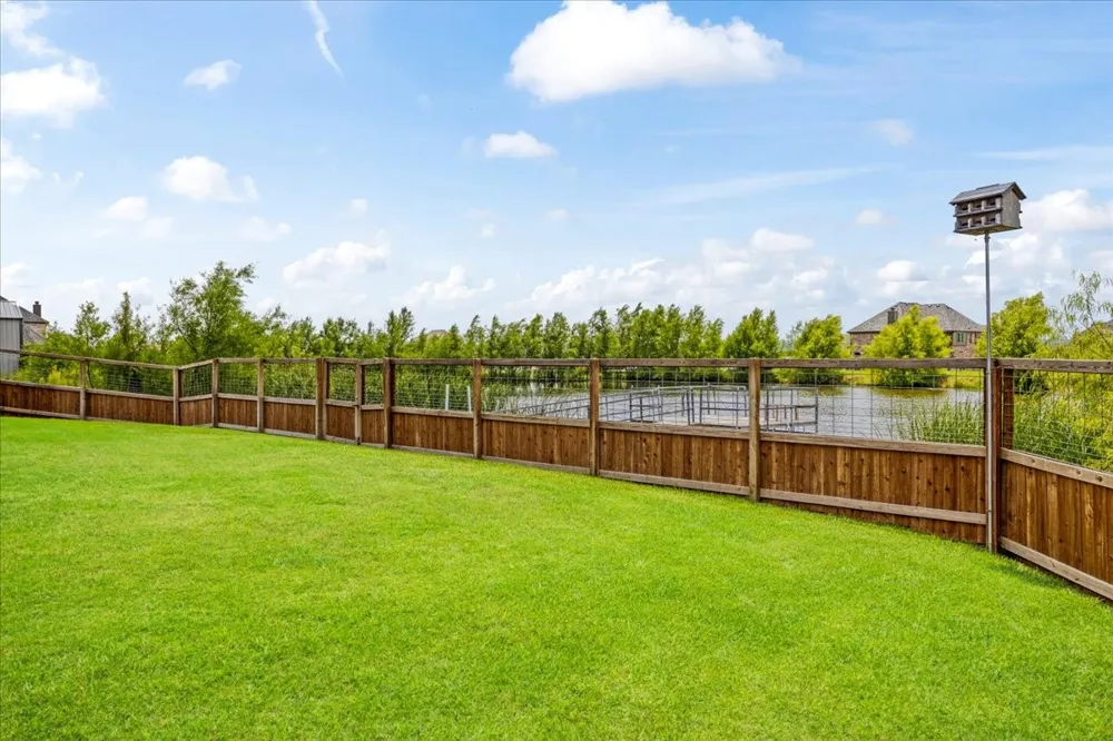 1035 Hickory Lane Howe, TX 75459