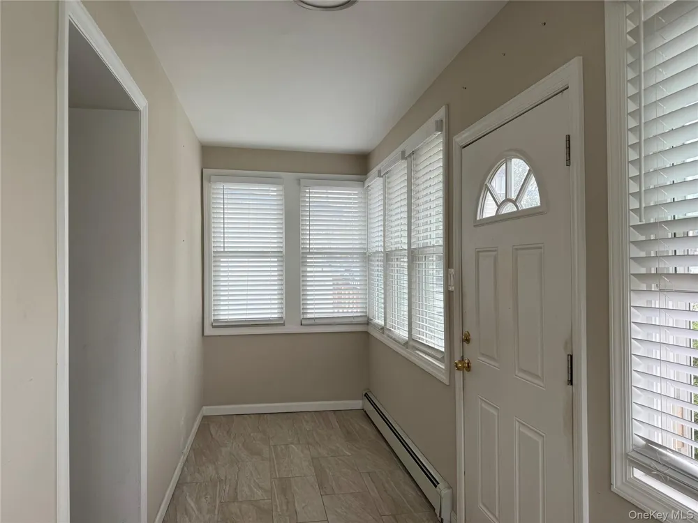 76 Van Cott Avenue Hempstead, NY 11550