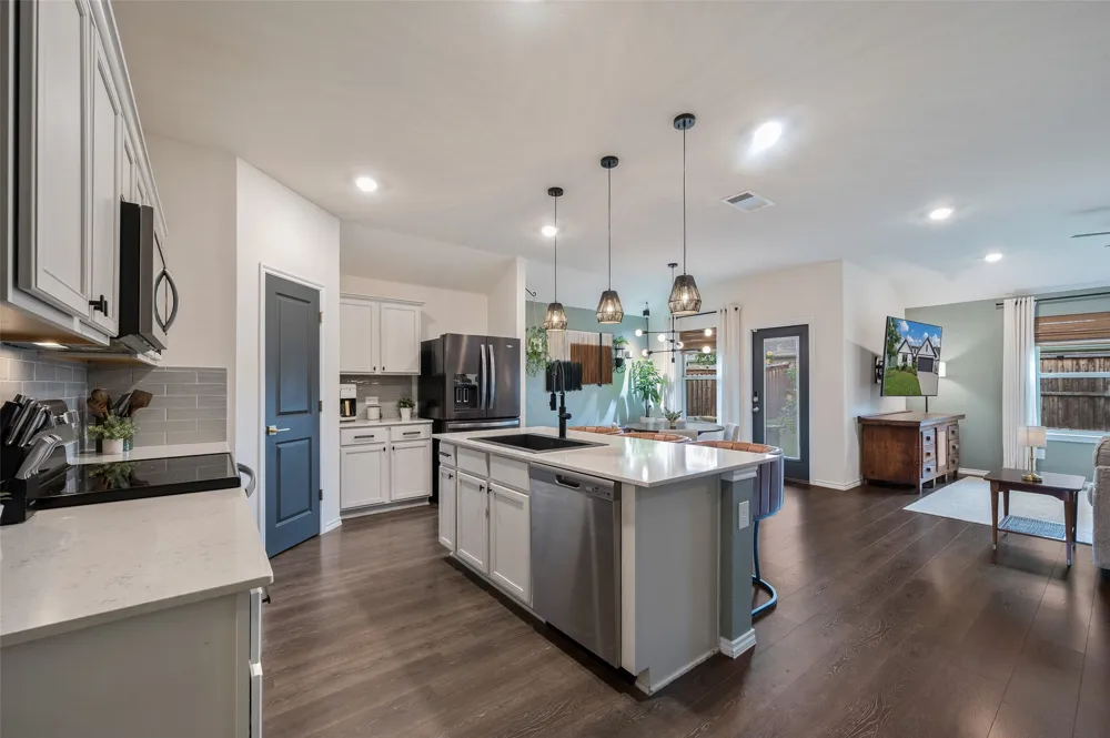 11204 W Pond Drive Providence Village, TX 76227
