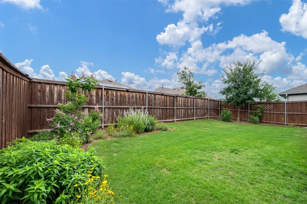 11204 W Pond Drive Providence Village, TX 76227