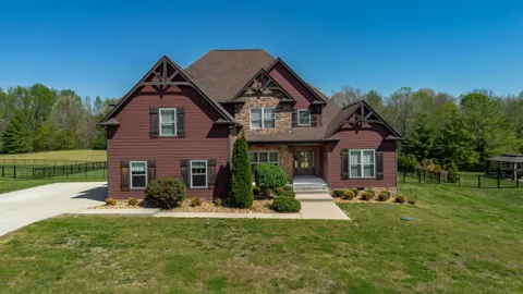 3053 Wedgewood Dr