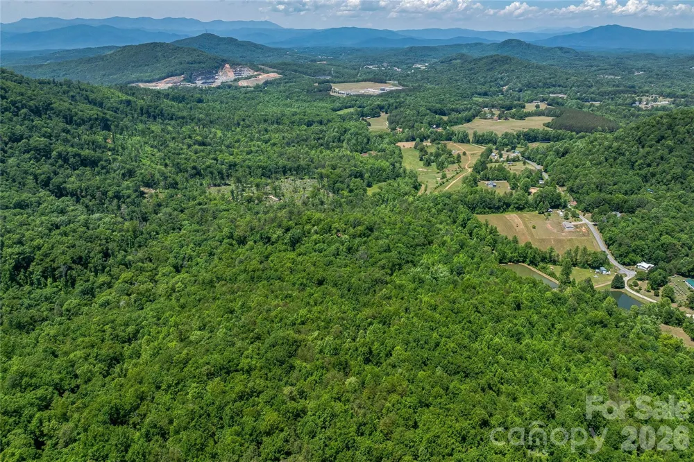 180 Fat Wall Road Marion, NC 28752