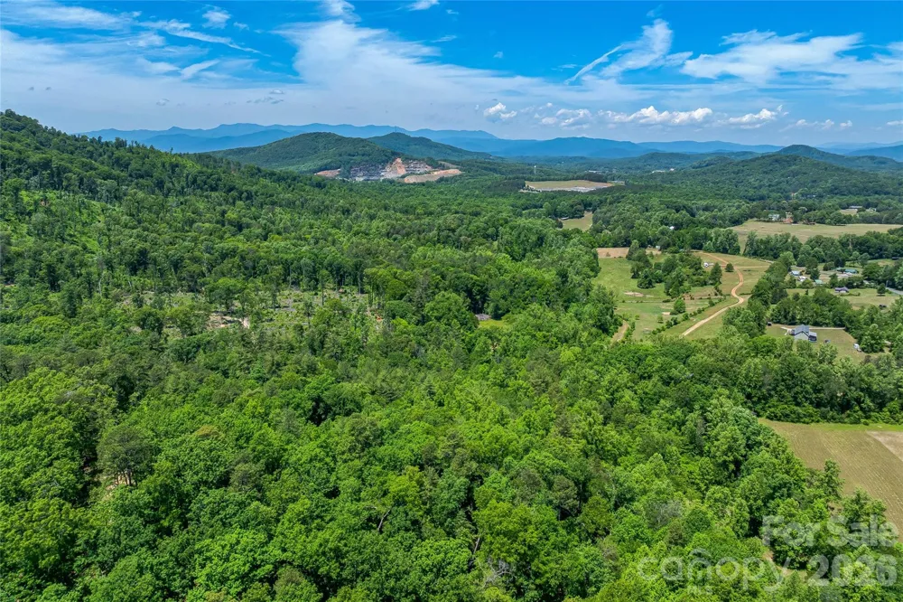 180 Fat Wall Road Marion, NC 28752