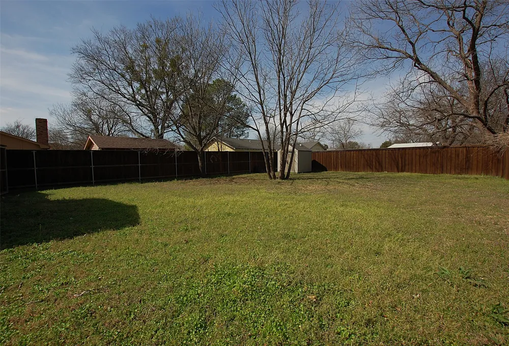 106 W Church Street Crandall, TX 75114
