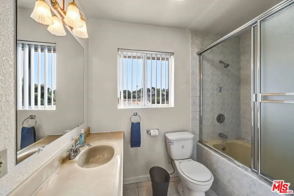 2326 Arthur Street Los Angeles, CA 90065