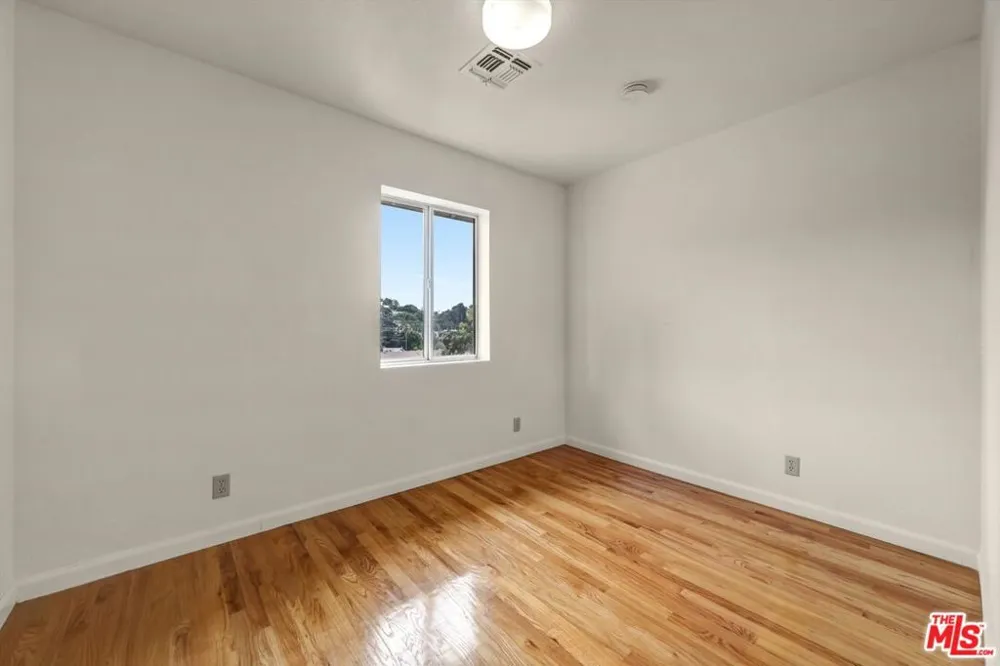 2326 Arthur Street Los Angeles, CA 90065