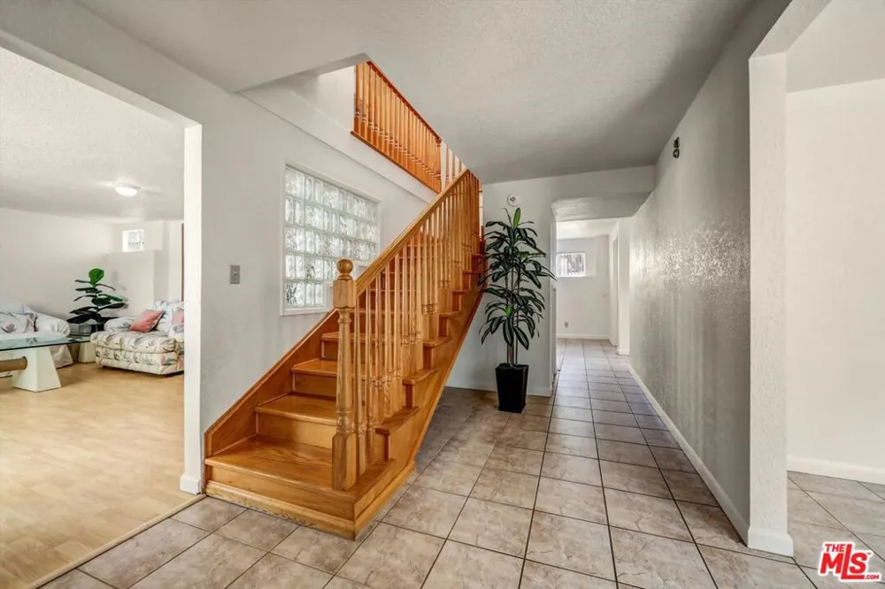 2326 Arthur Street Los Angeles, CA 90065