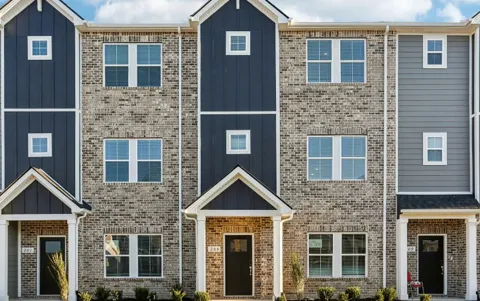 221 Fletchers Way