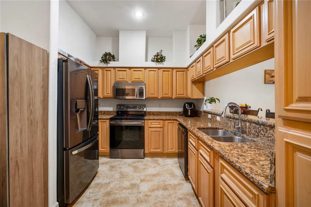 2974 ESTANCIA PLACE Clearwater, FL 33761