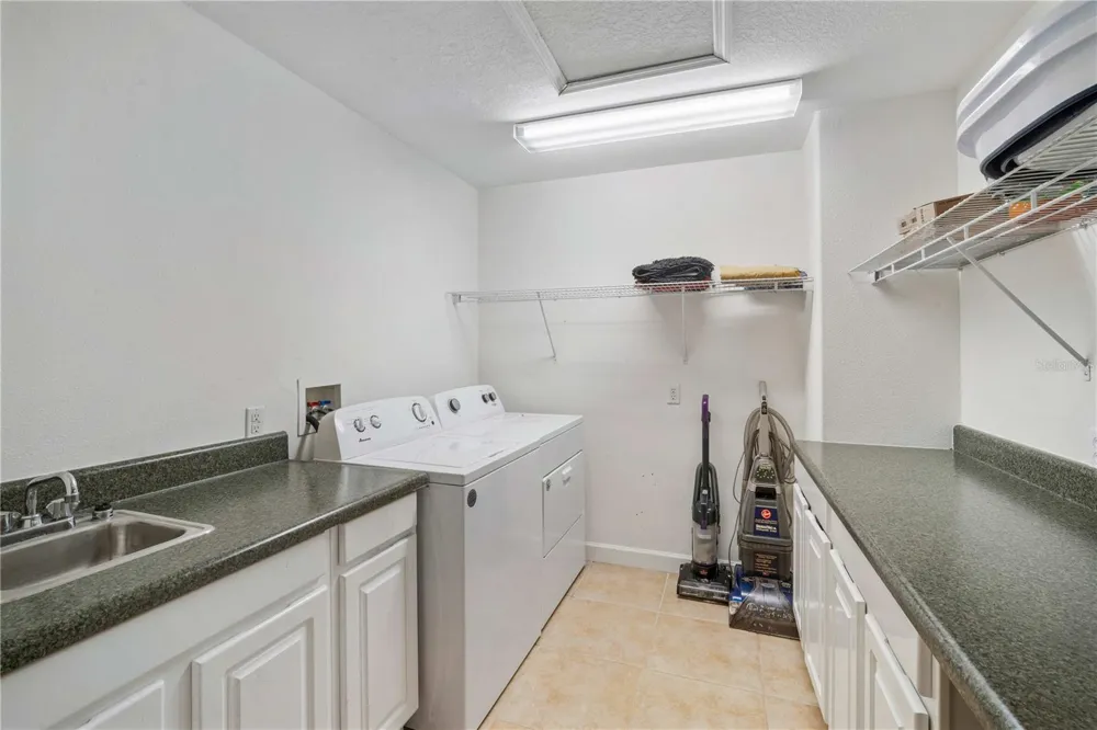 2974 ESTANCIA PLACE Clearwater, FL 33761
