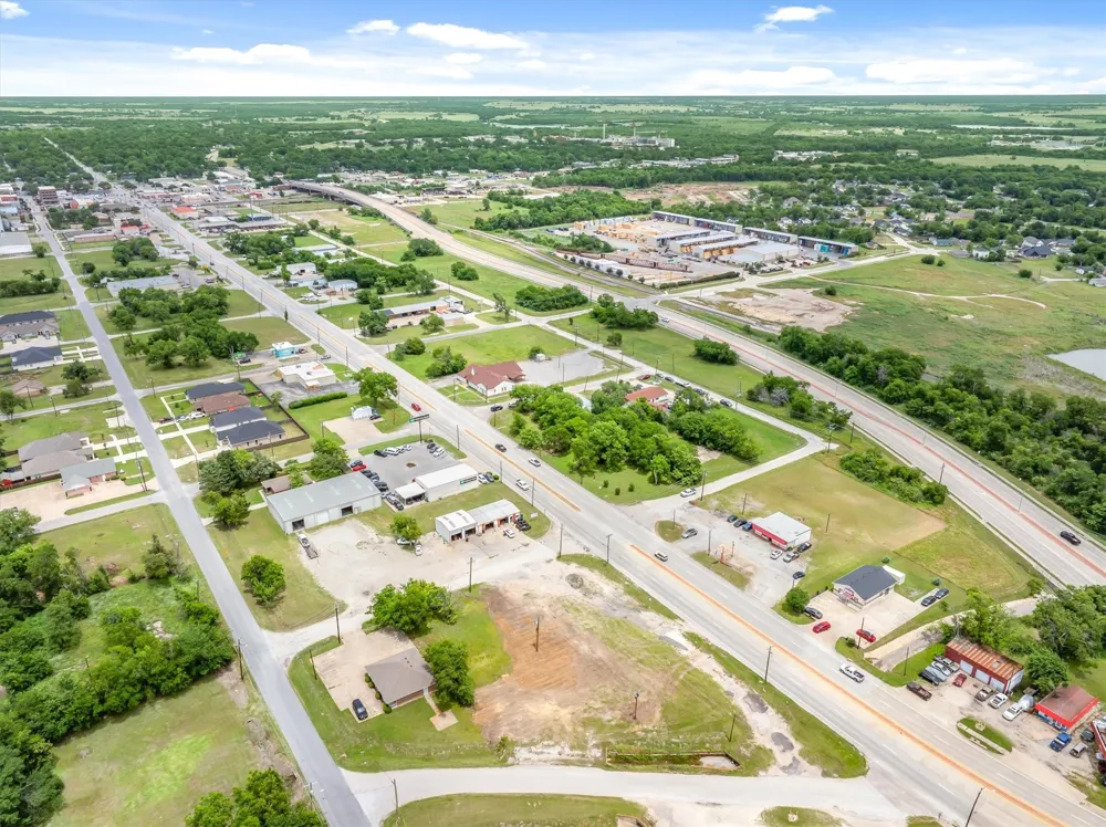 1008 S Virginia Street Terrell, TX 75160