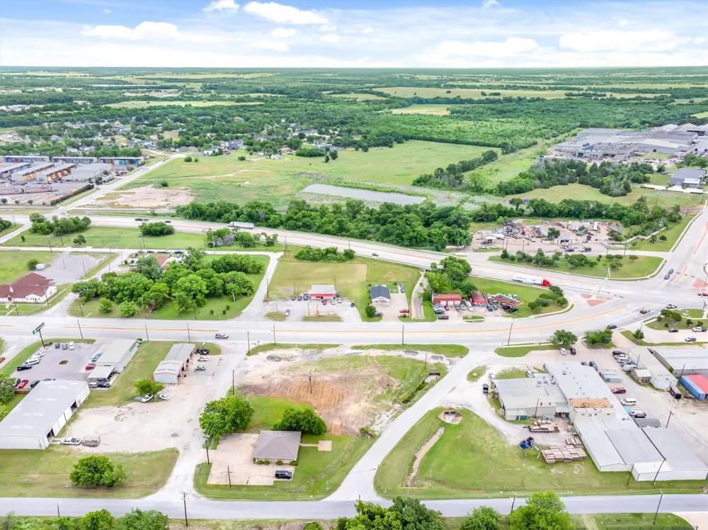 1008 S Virginia Street Terrell, TX 75160