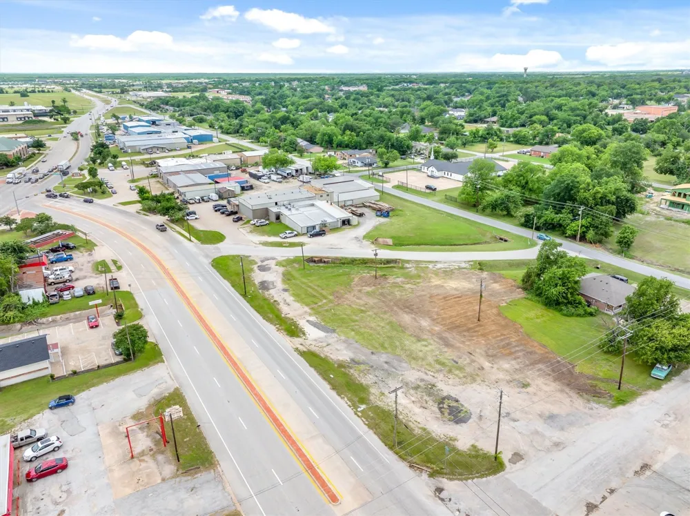 1008 S Virginia Street Terrell, TX 75160