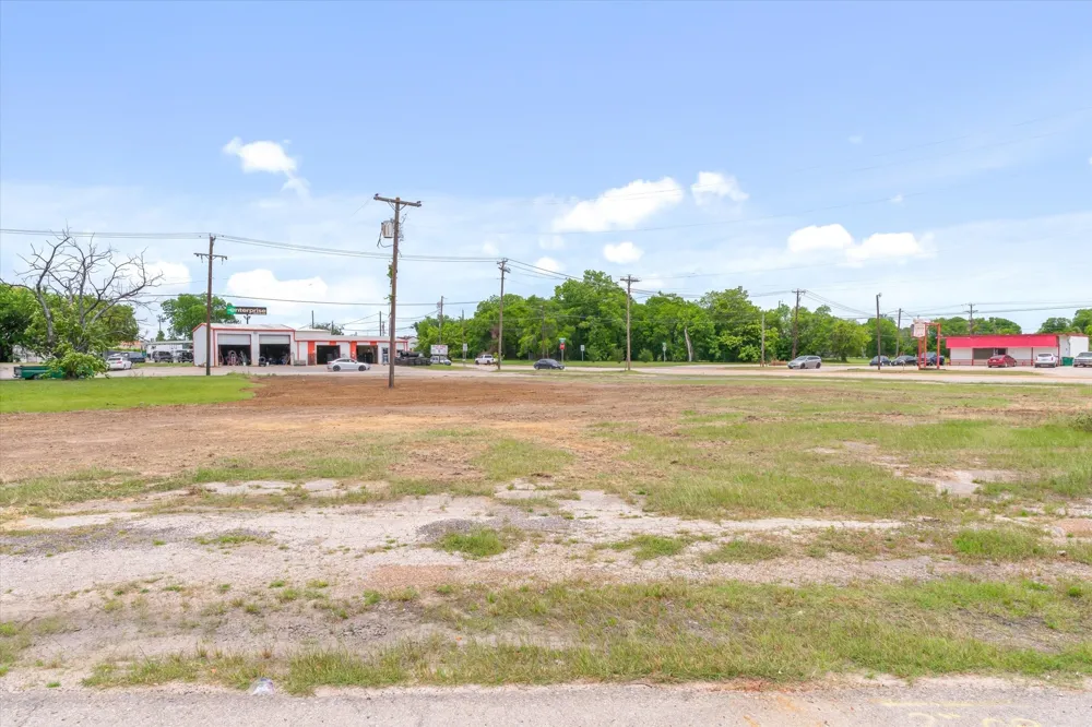 1008 S Virginia Street Terrell, TX 75160
