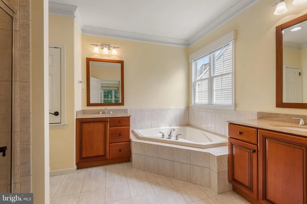 317 HYDE PARK ROAD Landenberg, PA 19350