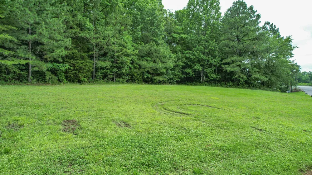 44784580 Waterlevel Highway Cleveland, TN 37323
