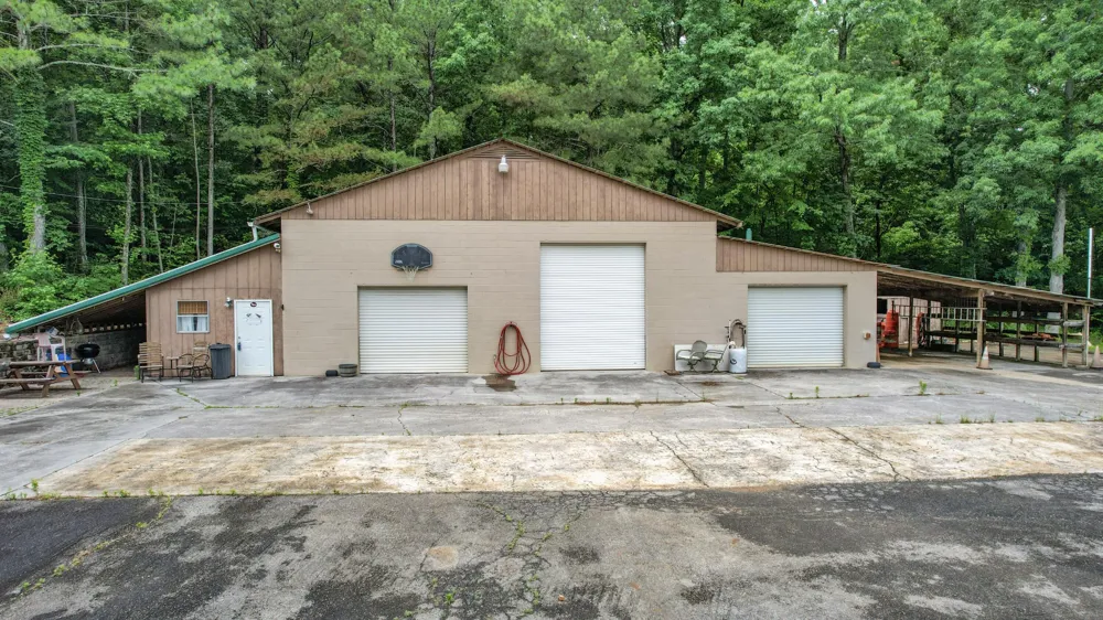 44784580 Waterlevel Highway Cleveland, TN 37323