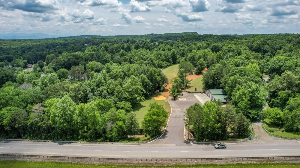 44784580 Waterlevel Highway Cleveland, TN 37323