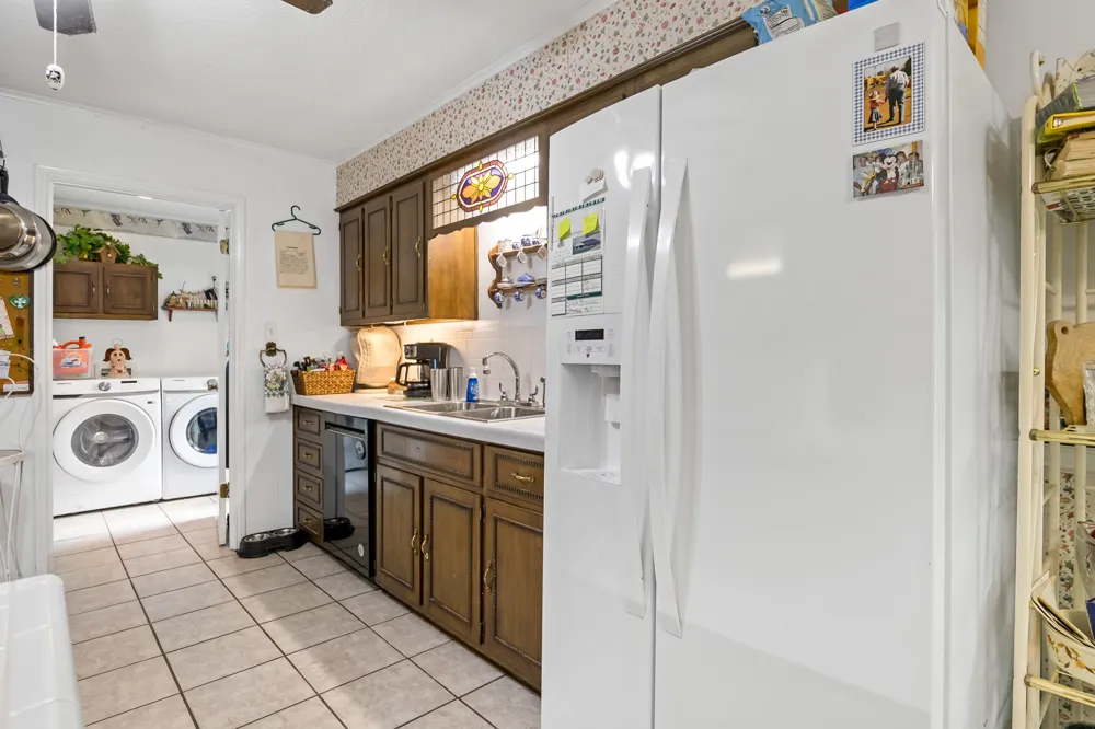 1002 S Lide Avenue Mt Pleasant, TX 75455