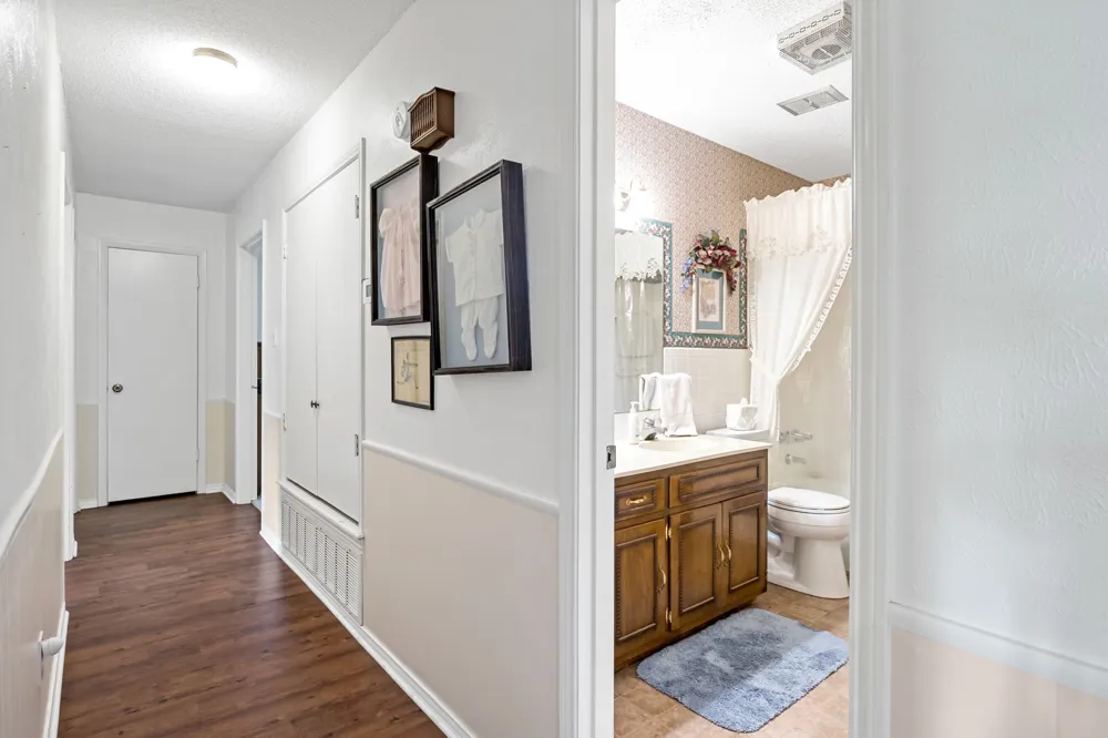1002 S Lide Avenue Mt Pleasant, TX 75455
