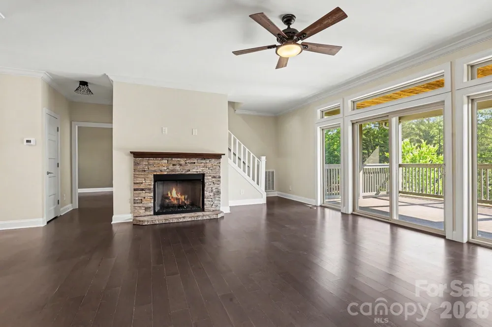 168 Triple Fairways Drive Hendersonville, NC 28739