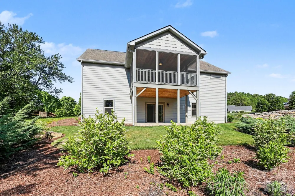 168 Triple Fairways Drive Hendersonville, NC 28739