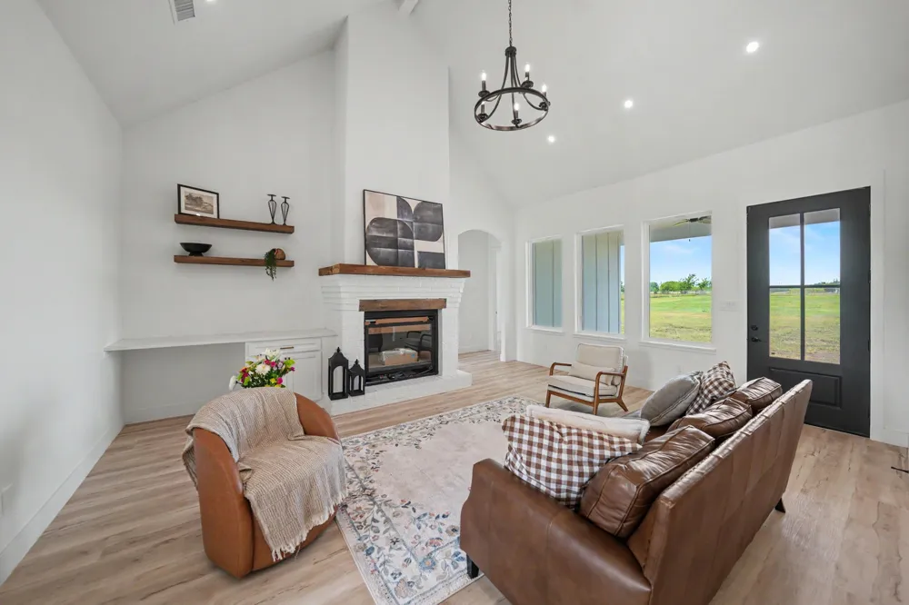 4318 County Road 1088 Celeste, TX 75423