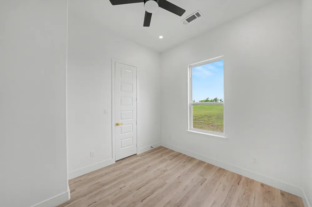 4318 County Road 1088 Celeste, TX 75423