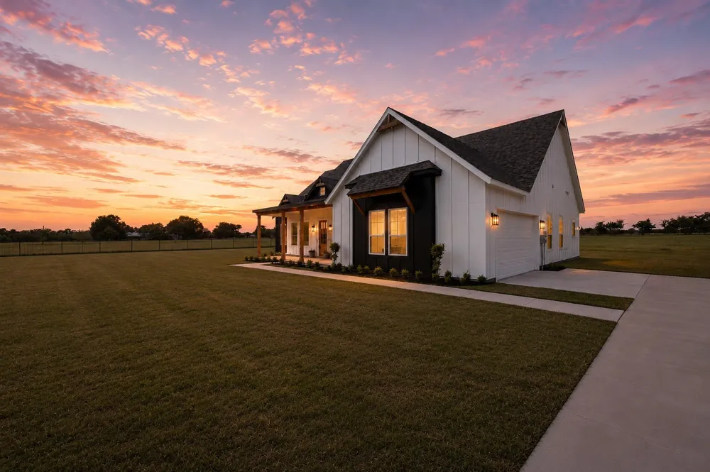 4318 County Road 1088 Celeste, TX 75423