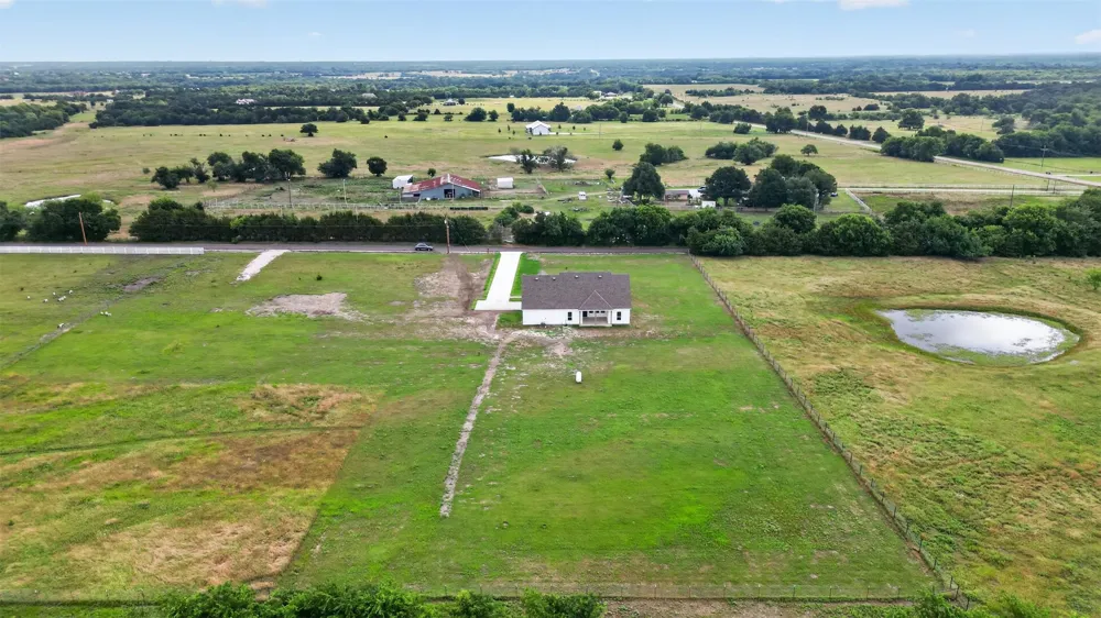 4318 County Road 1088 Celeste, TX 75423