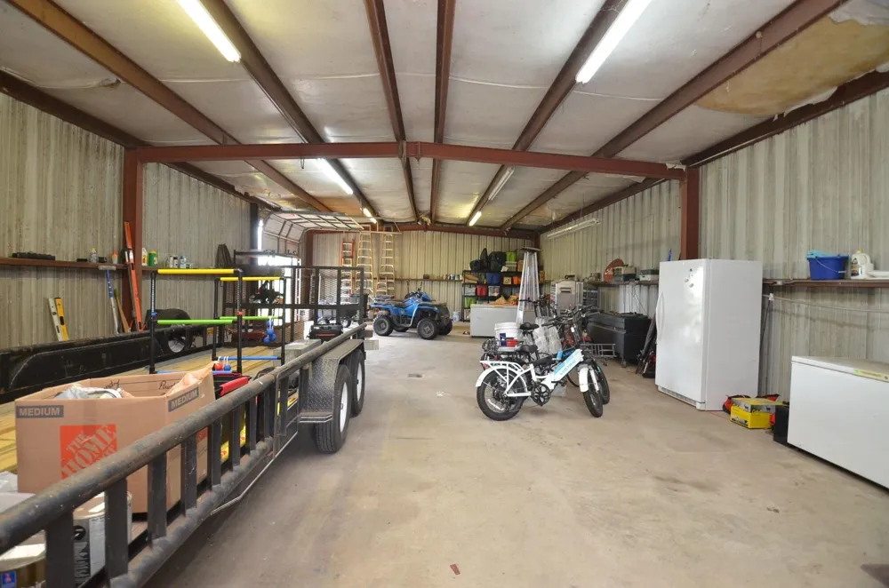 27644 Spring Hill Road Hempstead, TX 77445