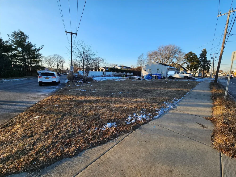 Beach Street, Union Boulevard West Islip, NY 