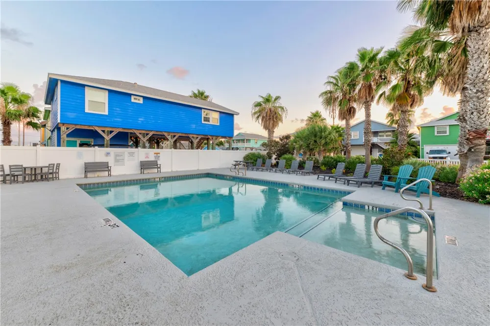 419 Spencers Landing Port Aransas, TX 78373