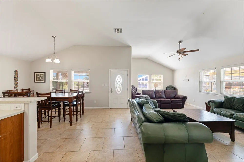 419 Spencers Landing Port Aransas, TX 78373