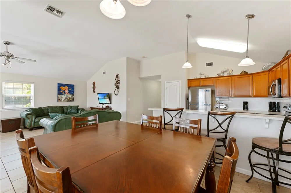 419 Spencers Landing Port Aransas, TX 78373